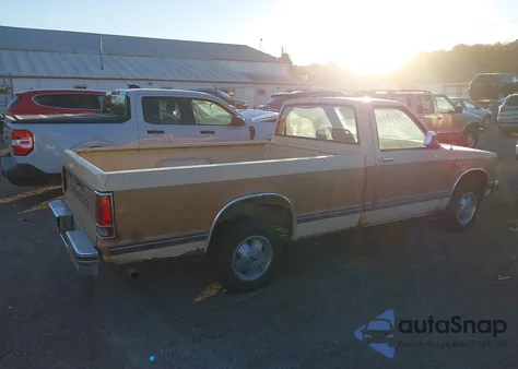 1986 Chevrolet S Truck S10 из США, поврежденный, VIN 1GCCS14R2G2104591